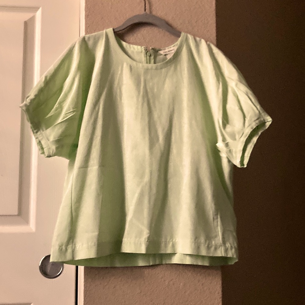 A cotton puffed sleeve top size L top